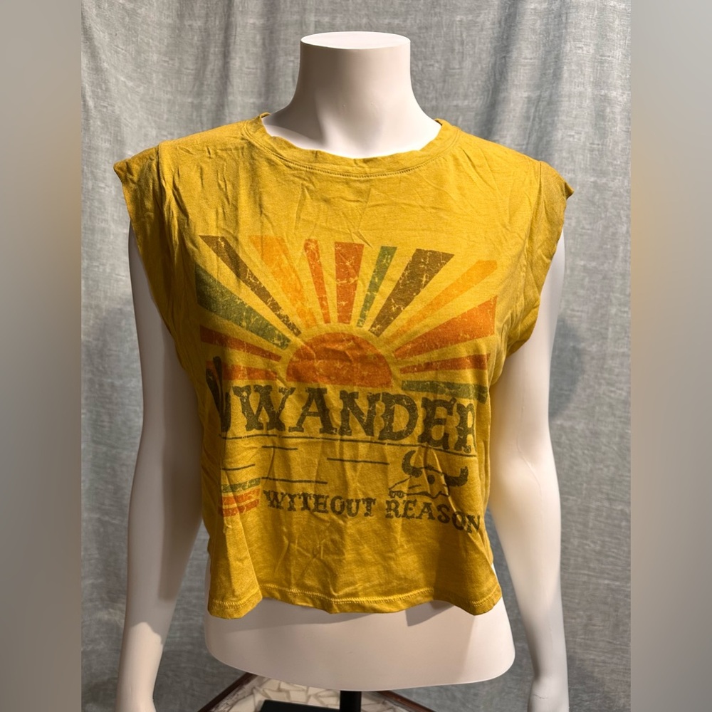 Wander Graphic Yellow Women's Crop Top